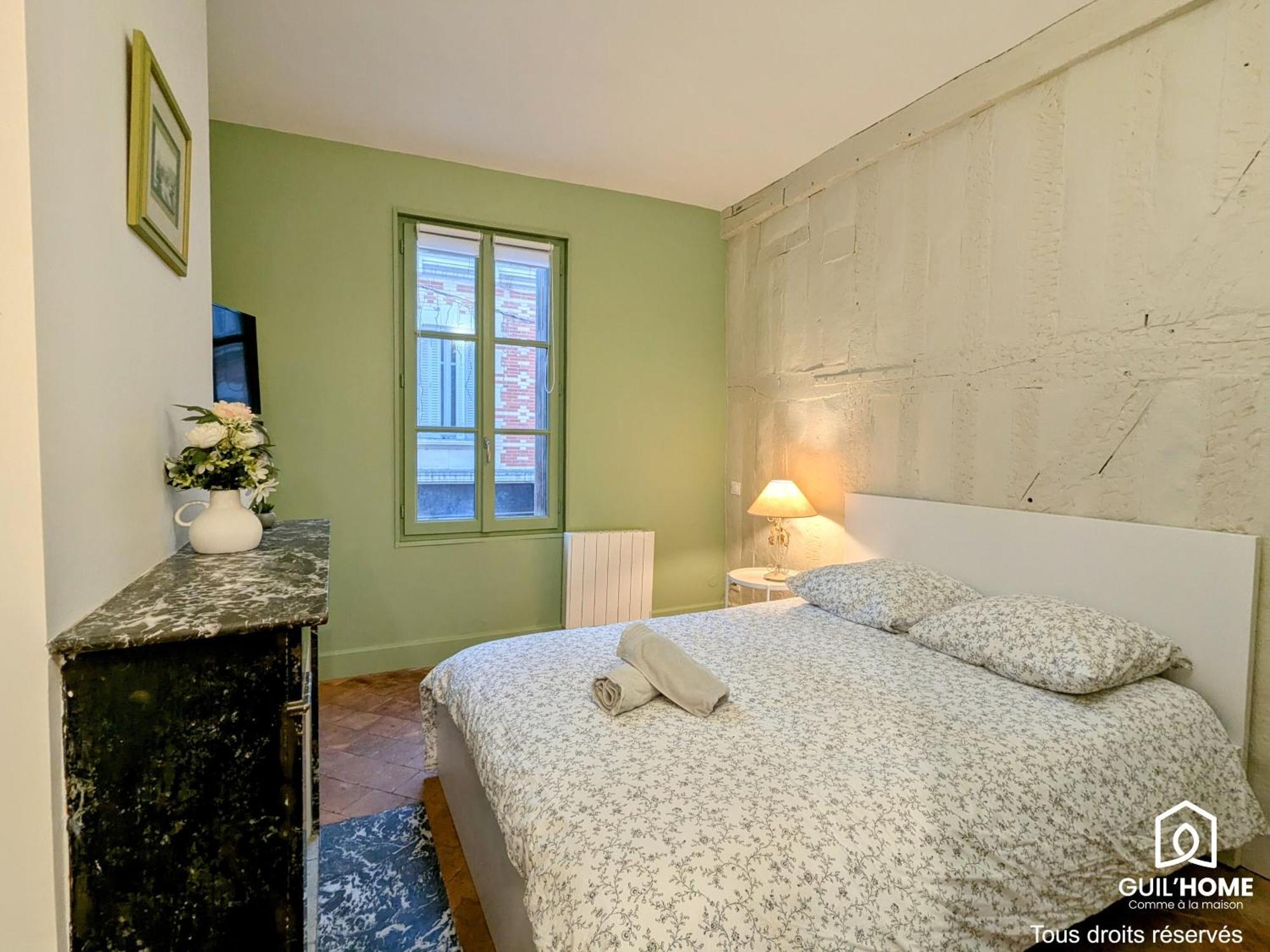 Apartamento Le Bourgogne - Privees Cosy Et Renovees Avec Douche - Centre Historique *